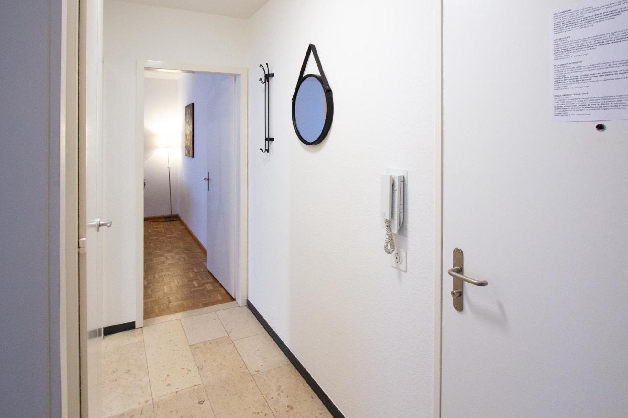 Gemuetliche Grosse Wohnung Naehe Uni バーゼル エクステリア 写真
